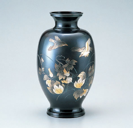 高岡銅器　花瓶